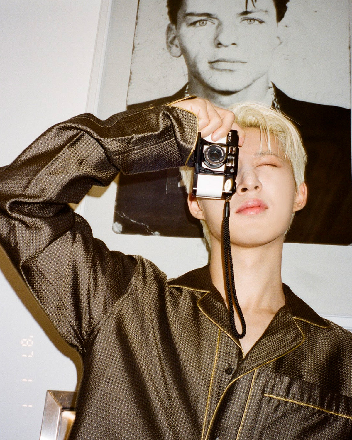 B.I  / SOLD OUT