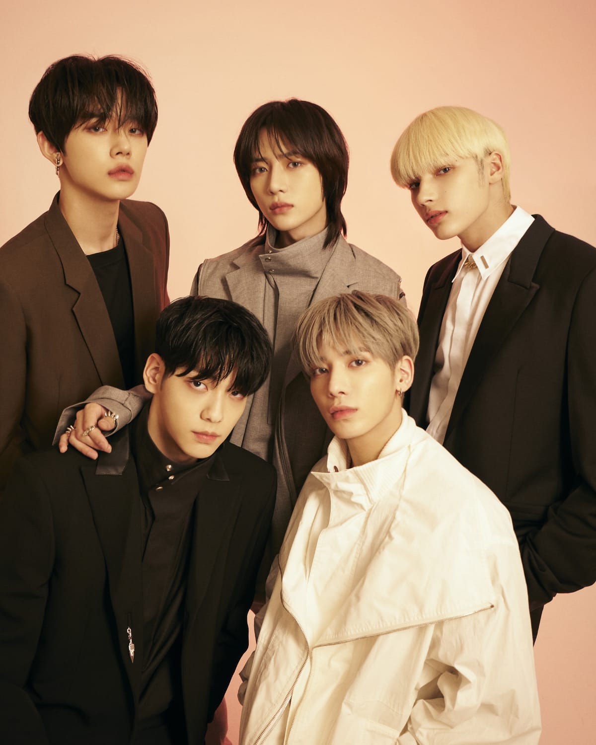 TOMORROW X TOGETHER